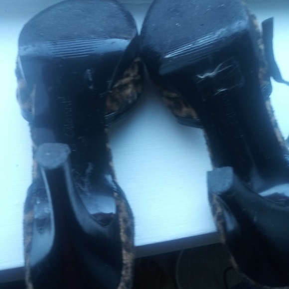 Leopard Animal Print Sandal - Picture 4 of 4